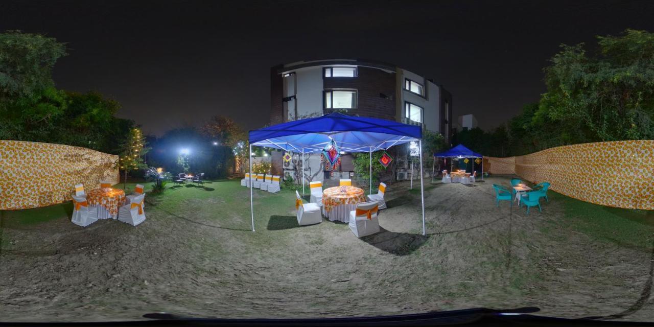 Dreamz Hospitality Gurgaon Hotel Exterior photo